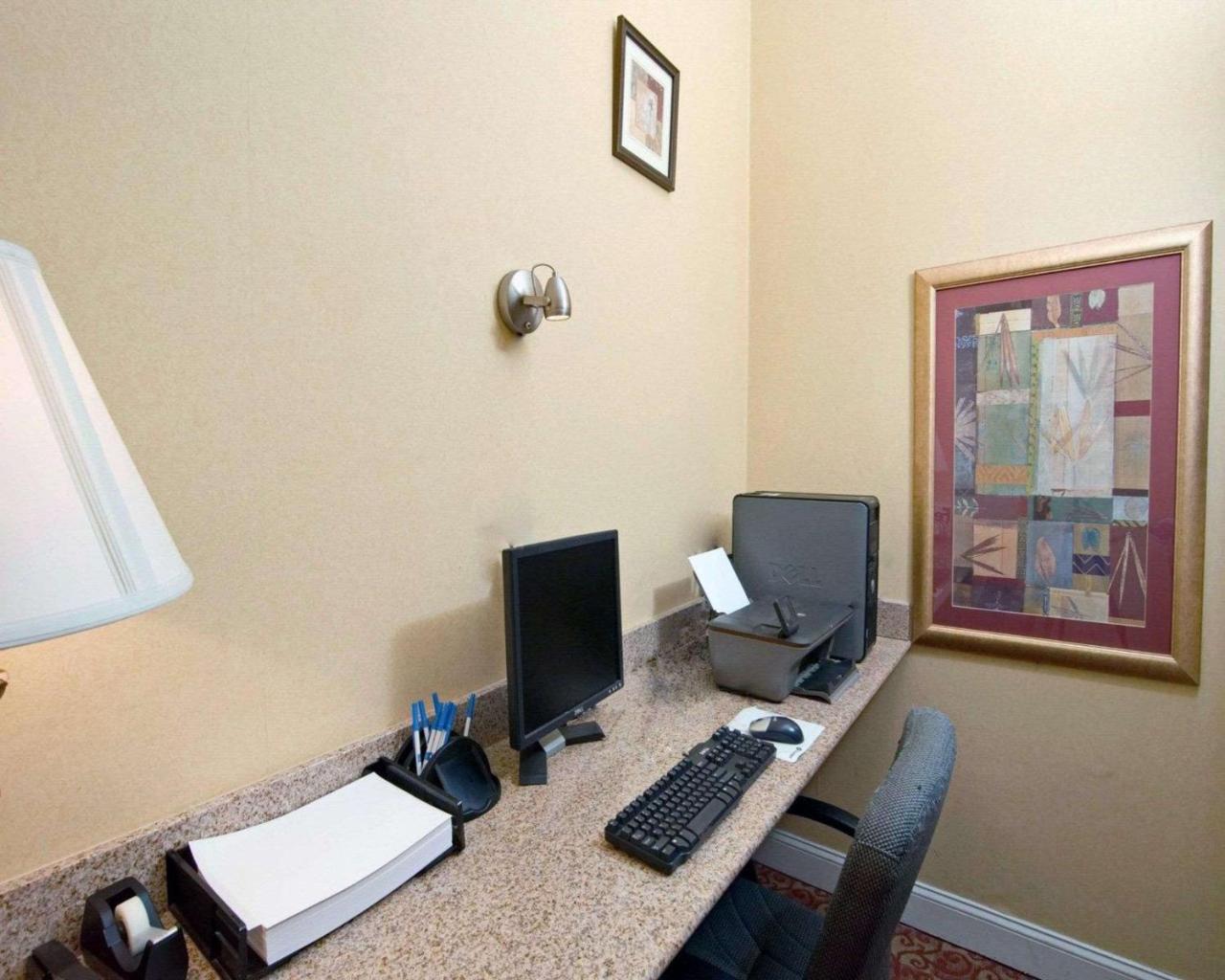 Comfort Inn Near Martinsville Speedway Ngoại thất bức ảnh